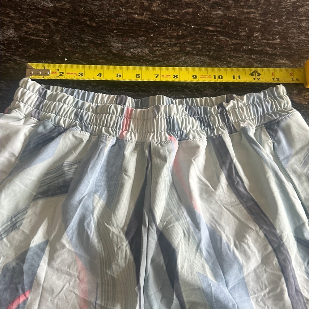 Calia by Carrie Underwood Infinity Run Short - Picture 8 of 16